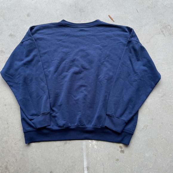 Vintage Embroidered Canada Crewneck - Picture 4 of 4